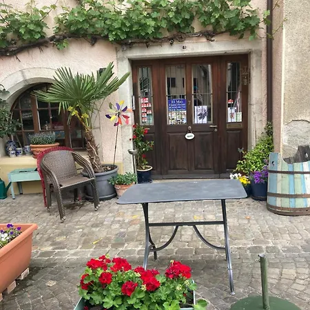 La Vigne Homestay *